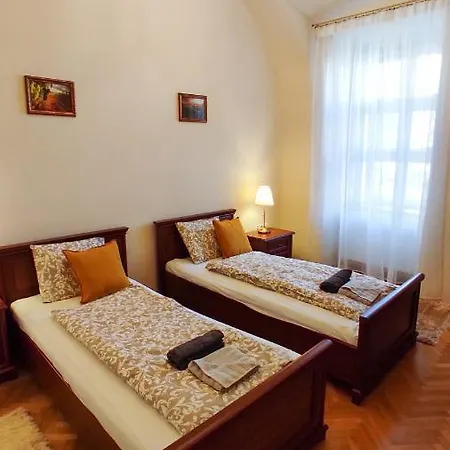 Theatroom Apartmán